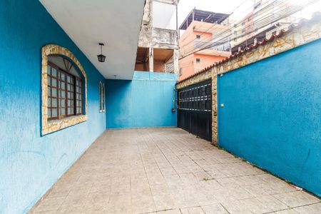 Casa à venda com 150m², 3 quartos e 3 vagas Casa à venda com 150m², 3 quartos e 3 vagasQuintal/Garagem