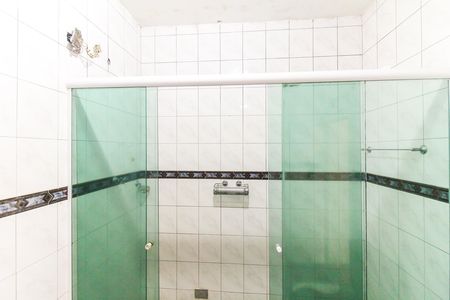 Casa à venda com 150m², 3 quartos e 3 vagas Casa à venda com 150m², 3 quartos e 3 vagasBanheiro da Suíte