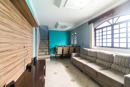 Sala de casa à venda com 3 quartos, 150m² em Guaianases, São Paulo