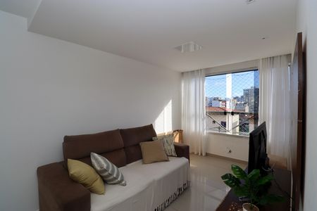 Sala  de apartamento para alugar com 2 quartos, 73m² em Jardim Armação, Salvador