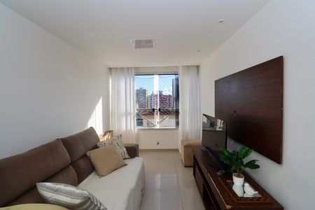 Apartamento para alugar com 73m², 2 quartos e 1 vaga Apartamento para alugar com 73m², 2 quartos e 1 vagaSala