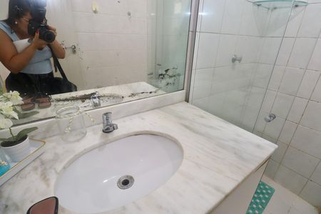 Apartamento para alugar com 73m², 2 quartos e 1 vaga Apartamento para alugar com 73m², 2 quartos e 1 vagaBanheiro
