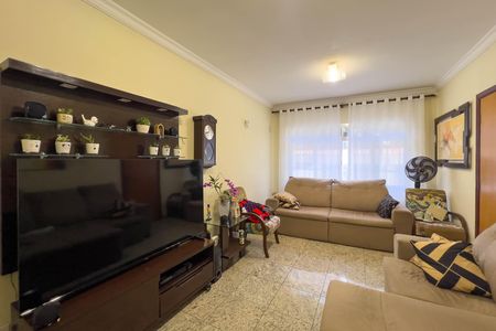 Sala de casa à venda com 3 quartos, 200m² em Vila Dom Pedro I, São Paulo