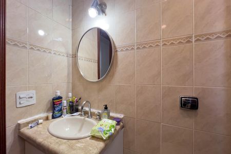 Banheiro de casa à venda com 3 quartos, 200m² em Vila Dom Pedro I, São Paulo