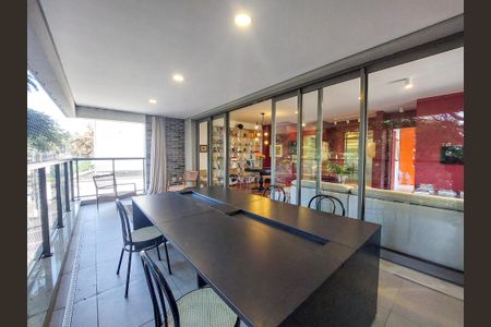Sacada de apartamento à venda com 3 quartos, 170m² em Brooklin, São Paulo