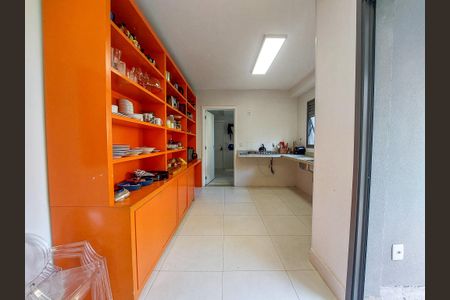Apartamento à venda com 170m², 3 quartos e 2 vagasCozinha