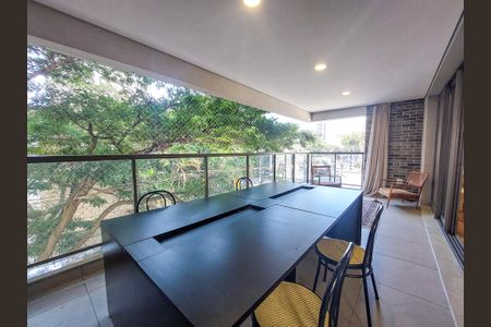 Sacada de apartamento à venda com 3 quartos, 170m² em Brooklin, São Paulo