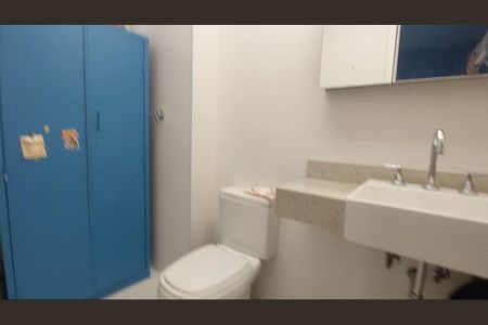 Apartamento à venda com 170m², 3 quartos e 2 vagasBanheiro da Suíte 1