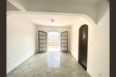 Foto 13 de casa à venda com 4 quartos, 125m² em Jardim Las Vegas, Santo André