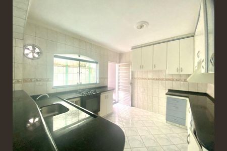 Casa à venda com 125m², 4 quartos e 2 vagasFoto 25