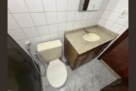 Apartamento à venda com 63m², 3 quartos e 1 vaga Apartamento à venda com 63m², 3 quartos e 1 vagaBanheiro social