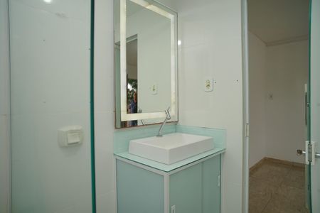 Casa para alugar com 70m², 2 quartos e 1 vagaBanheiro