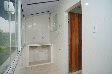 Casa para alugar com 70m², 2 quartos e 1 vagaÁrea de Serviço