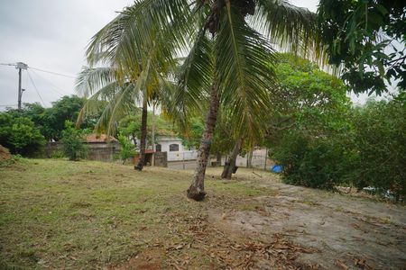 Casa para alugar com 70m², 2 quartos e 1 vagaQuintal
