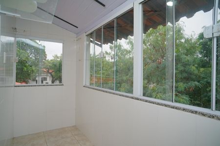 Casa para alugar com 70m², 2 quartos e 1 vagaÁrea de Serviço