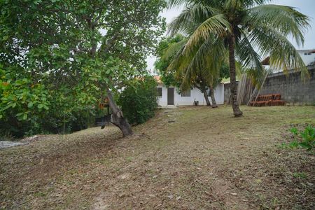 Casa para alugar com 70m², 2 quartos e 1 vagaQuintal