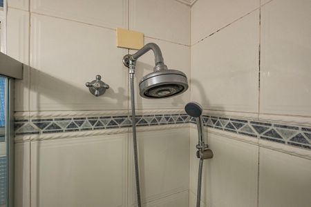 Apartamento para alugar com 90m², 2 quartos e 1 vaga Apartamento para alugar com 90m², 2 quartos e 1 vagaBanheiro