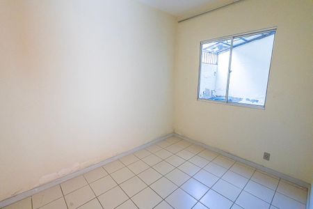 quarto 1 de apartamento à venda com 2 quartos, 60m² em Heliópolis, Belo Horizonte