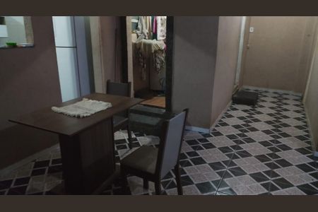 Sala de casa para alugar com 2 quartos, 83m² em Realengo, Rio de Janeiro