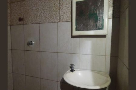 Casa para alugar com 83m², 2 quartos e sem vagaBanheiro