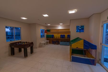 Apartamento para alugar com 50m², 2 quartos e 1 vaga Apartamento para alugar com 50m², 2 quartos e 1 vagaÁrea comum - Brinquedoteca