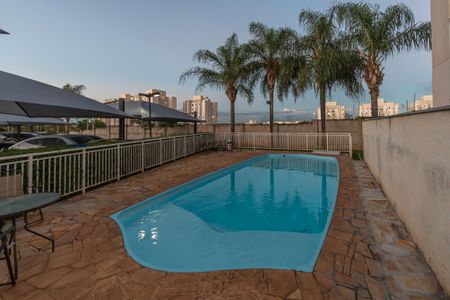 Apartamento para alugar com 50m², 2 quartos e 1 vaga Apartamento para alugar com 50m², 2 quartos e 1 vagaÁrea comum - Piscina