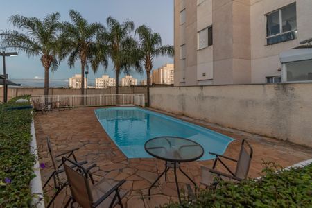 Apartamento para alugar com 50m², 2 quartos e 1 vaga Apartamento para alugar com 50m², 2 quartos e 1 vagaÁrea comum - Piscina
