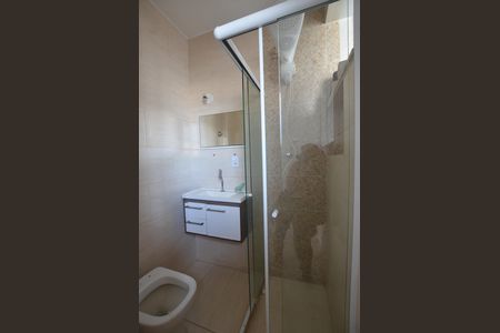 Apartamento para alugar com 70m², 2 quartos e sem vagaBanheiro da Suíte