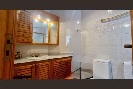 Apartamento à venda com 161m², 4 quartos e 3 vagas Apartamento à venda com 161m², 4 quartos e 3 vagasFoto 39
