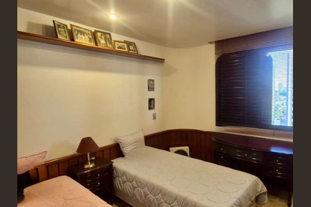 Apartamento à venda com 161m², 4 quartos e 3 vagas Apartamento à venda com 161m², 4 quartos e 3 vagasFoto 21