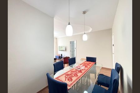 Apartamento para alugar com 75m², 2 quartos e sem vaga Apartamento para alugar com 75m², 2 quartos e sem vagaSala