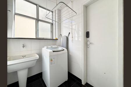 Apartamento para alugar com 75m², 2 quartos e sem vaga Apartamento para alugar com 75m², 2 quartos e sem vagaÁrea de serviço
