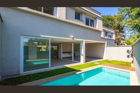 Casa de condomínio à venda com 420m², 4 quartos e 4 vagas Casa de condomínio à venda com 420m², 4 quartos e 4 vagasFoto 12