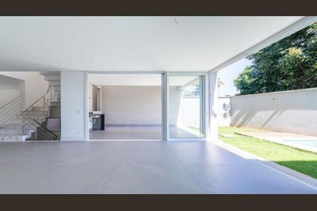 Casa de condomínio à venda com 420m², 4 quartos e 4 vagas Casa de condomínio à venda com 420m², 4 quartos e 4 vagasFoto 09