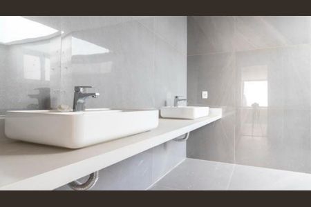 Casa de condomínio à venda com 420m², 4 quartos e 4 vagas Casa de condomínio à venda com 420m², 4 quartos e 4 vagasFoto 16