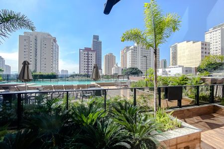 Apartamento à venda com 76m², 2 quartos e 2 vagas Apartamento à venda com 76m², 2 quartos e 2 vagasÁrea comum - Piscina