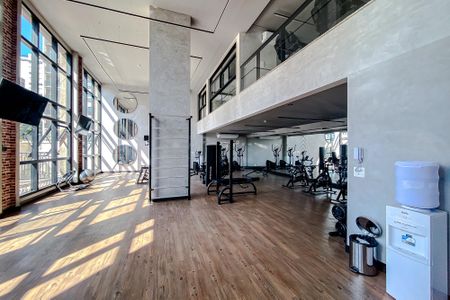 Apartamento à venda com 76m², 2 quartos e 2 vagas Apartamento à venda com 76m², 2 quartos e 2 vagasÁrea comum - Academia