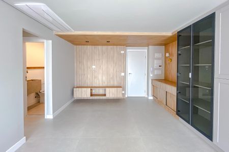 Sala de apartamento à venda com 2 quartos, 76m² em Perdizes, São Paulo