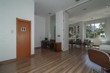 Apartamento para alugar com 80m², 2 quartos e 1 vagaÁrea comum - Salão de festas