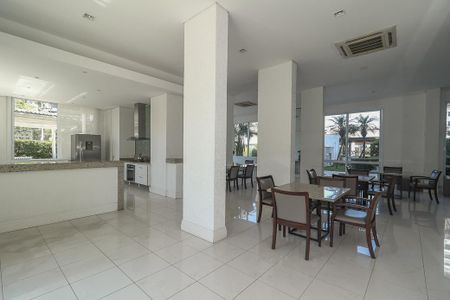 Apartamento para alugar com 80m², 2 quartos e 1 vagaÁrea comum - Salão de festas