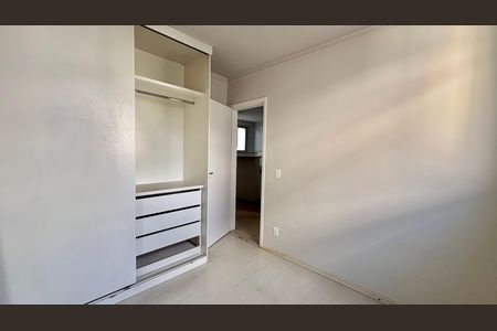 Quarto 2 de apartamento para alugar com 2 quartos, 90m² em Dom Cabral, Belo Horizonte