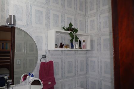 Casa à venda com 132m², 3 quartos e 4 vagasBanheiro suíte