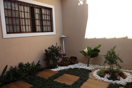 Casa à venda com 132m², 3 quartos e 4 vagasGaragem