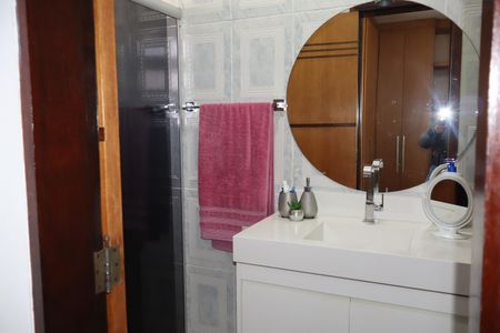 Casa à venda com 132m², 3 quartos e 4 vagasBanheiro suíte