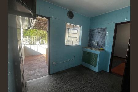 Casa para alugar com 98m², 3 quartos e 2 vagas Casa para alugar com 98m², 3 quartos e 2 vagasCozinha