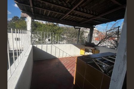 Casa para alugar com 98m², 3 quartos e 2 vagas Casa para alugar com 98m², 3 quartos e 2 vagasÁrea de serviço