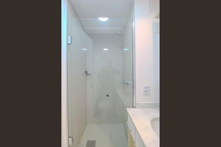 Apartamento para alugar com 70m², 2 quartos e 2 vagas Apartamento para alugar com 70m², 2 quartos e 2 vagasBanheiro