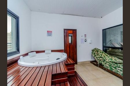 Apartamento para alugar com 70m², 2 quartos e 2 vagasJacuzzi
