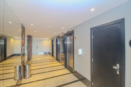 Apartamento para alugar com 70m², 2 quartos e 2 vagas Apartamento para alugar com 70m², 2 quartos e 2 vagasHall de entrada