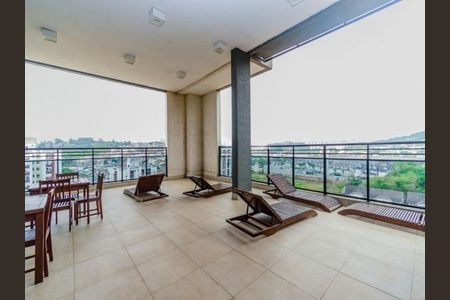 Apartamento para alugar com 70m², 2 quartos e 2 vagasÁrea externa